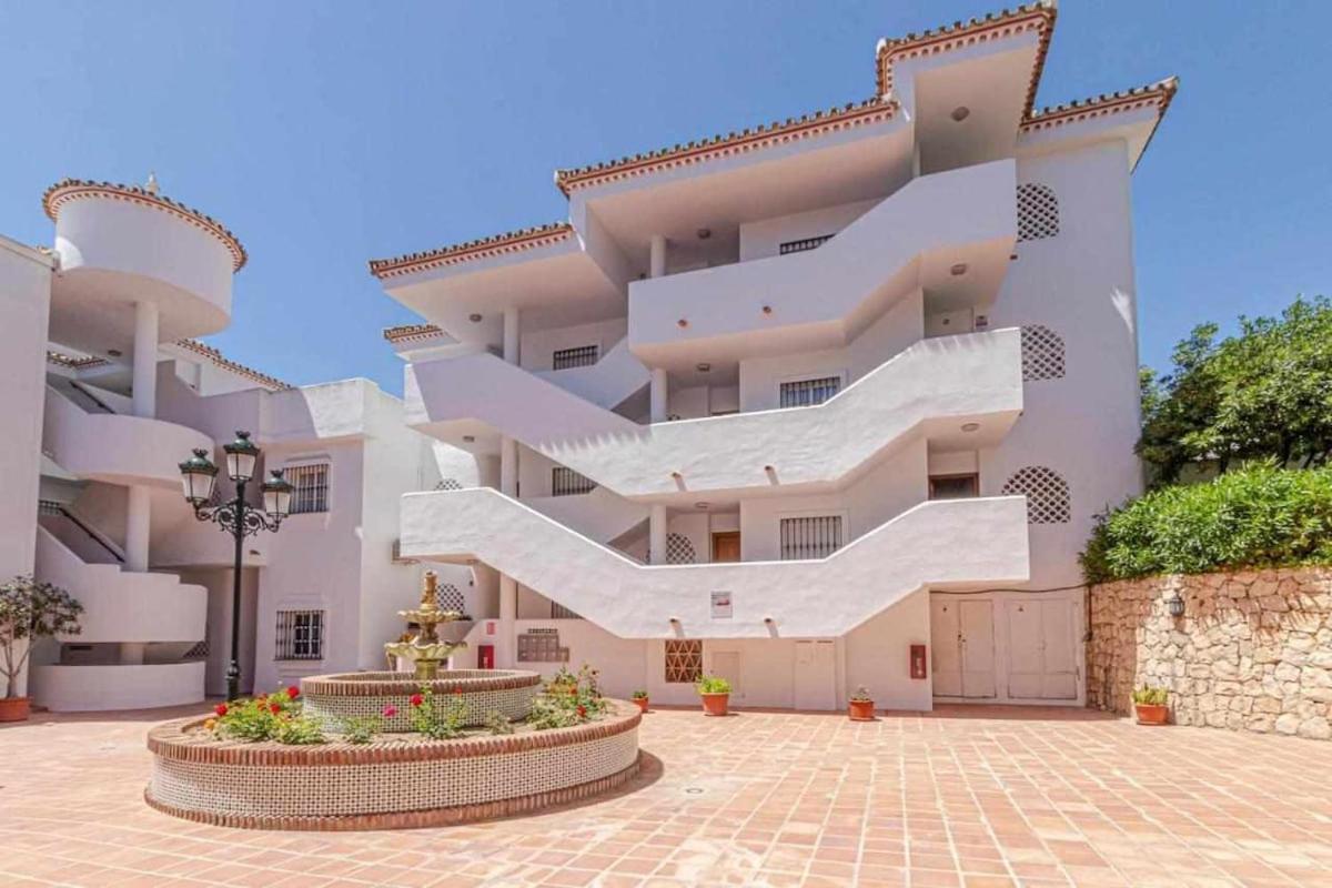 797 Holiday Rentals - Apartamento En Pueblo Quinta A 1 Min De La Playa Бенальмадена Экстерьер фото