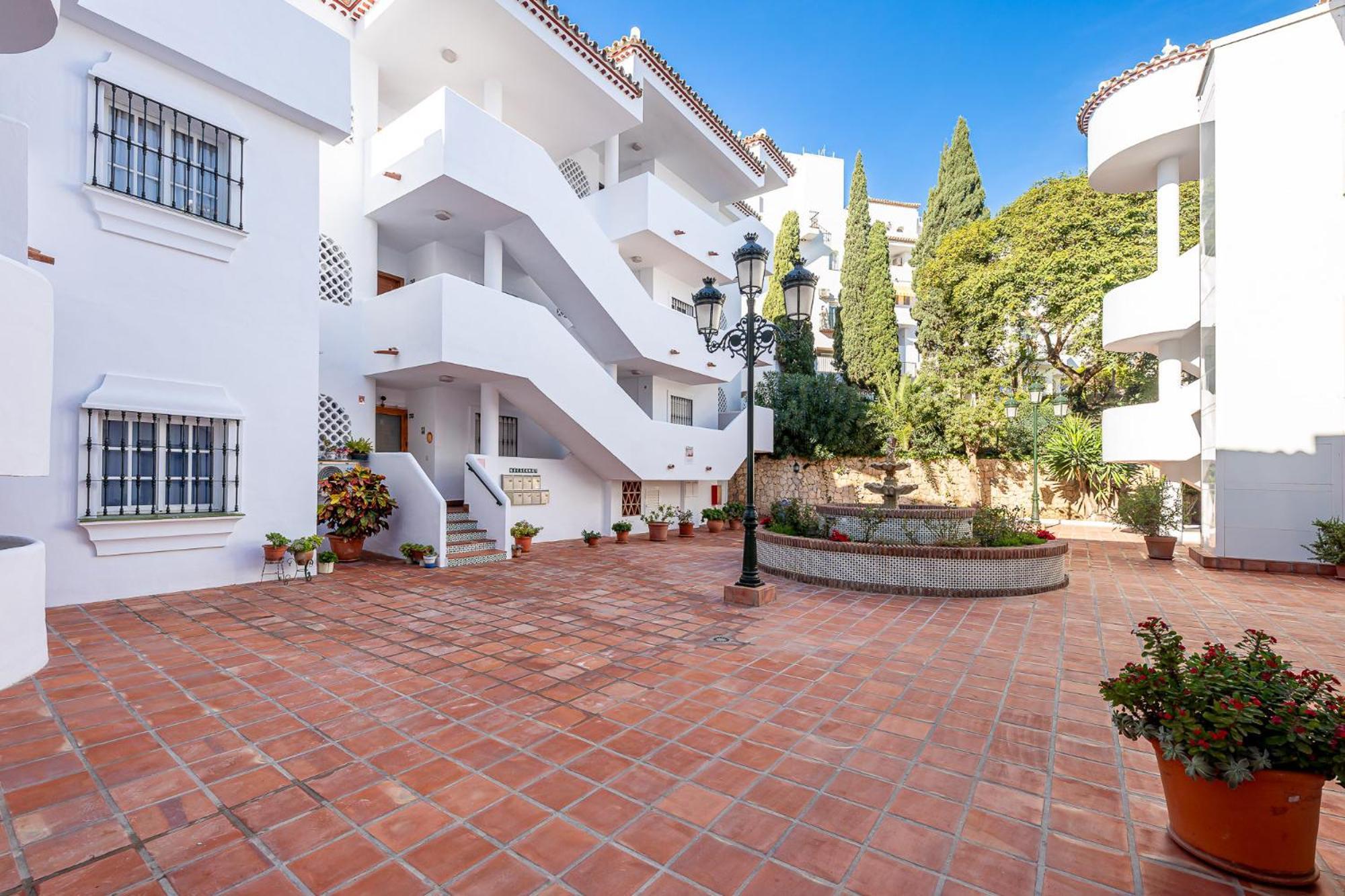 797 Holiday Rentals - Apartamento En Pueblo Quinta A 1 Min De La Playa Бенальмадена Экстерьер фото